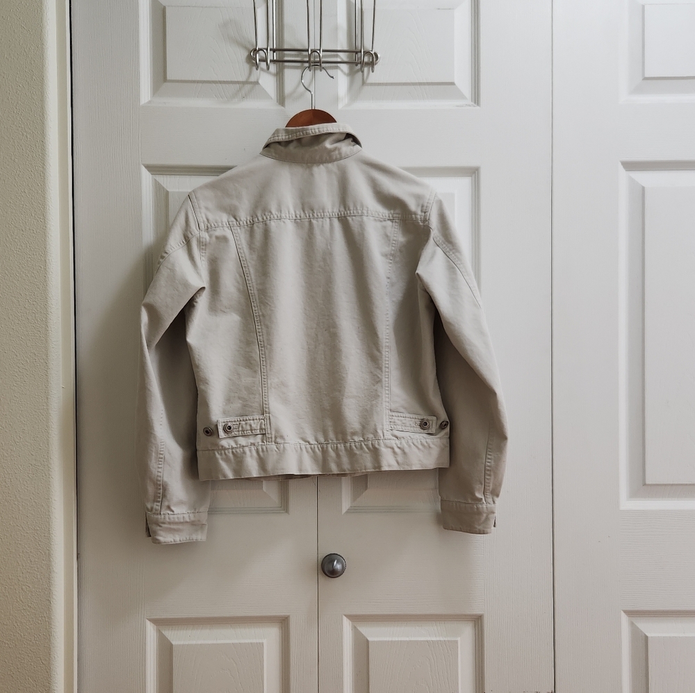 Columbia Women’s Cream Trucker Jacket  Size Medium - Picture 8 of 11